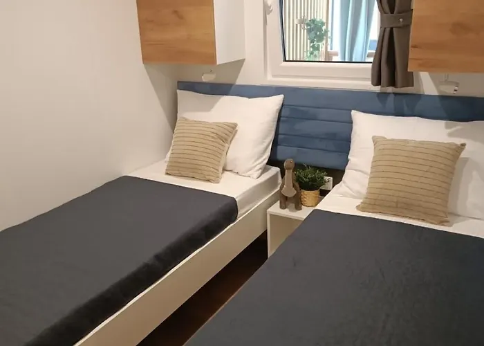 Max Mobile Vikendica Biograd Na Moru